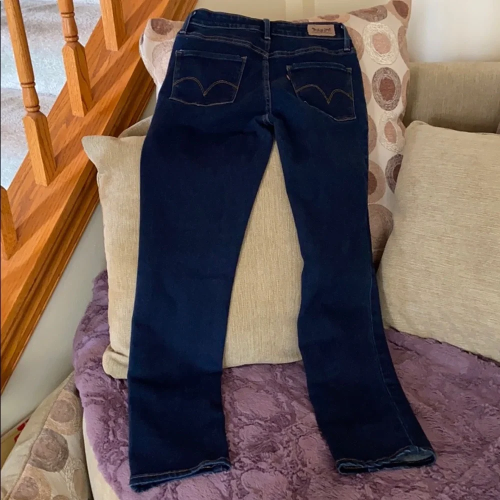 Levi’s Jeans Mid Rise Skinny Dark Blue Denim Jeans stretch sz 4 W27 L30 - Picture 2 of 16